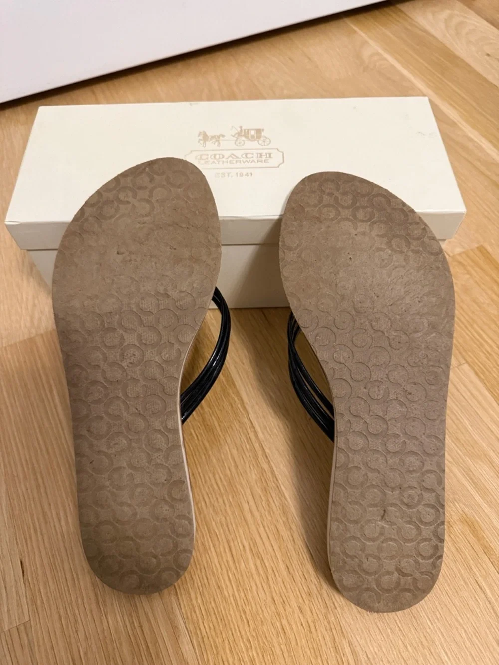 Coach Brown Logo Print Flip Flop Sandals with Black Glossy Straps and Gold Charm - Picture 5 of 5